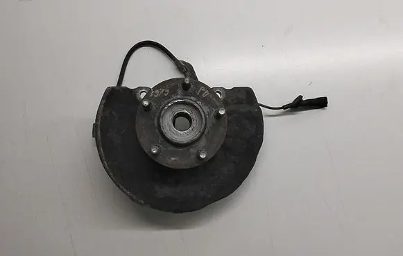Mitsubishi ASX Front wheel hub 3870A008