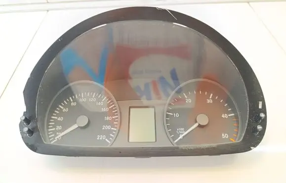 Mercedes-Benz Vito Viano W639 Speedometer (instrument cluster) A6394464321