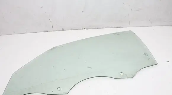 Cupra Born Front door window glass four-door 10A845201A