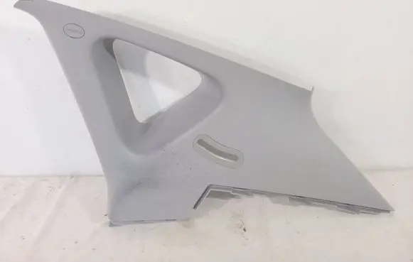 Hyundai i30 (C) pillar trim 858602R000 8478172 1111142078