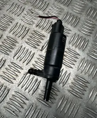 Hyundai Santa Fe Windscreen/windshield washer pump 213553392 3192996