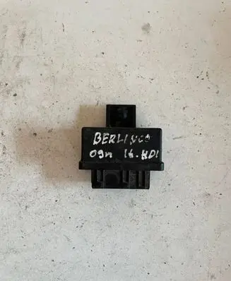 Citroen Berlingo Fuel injection pump control unit/module 240107