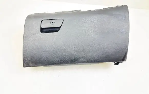 Ford Fusion II Glove box DS7313570A 1313501 DS73F06010AB