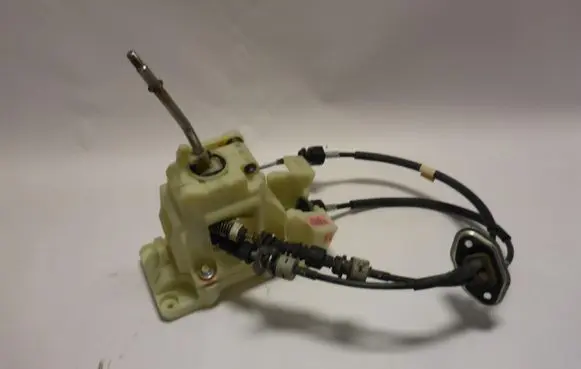 Hyundai i10 Gear selector/shifter in gearbox 