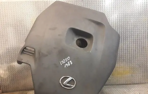 Lexus IS 220D-250-350 Engine cover (trim)