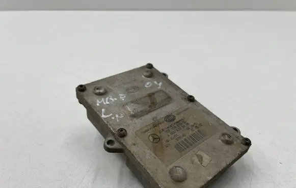Mercedes-Benz ML W163 Headlight ballast module Xenon A0028202426 5DF00827900