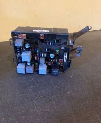 Opel Mokka Fuse module 30959L 0000166 94520912