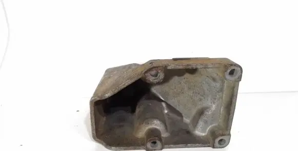 Mercedes-Benz E W211 Engine mounting bracket A6132230404