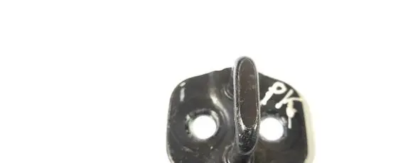 Nissan Qashqai+2 Front door lock loop/hook striker 