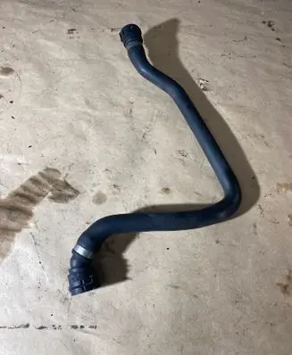 BMW 7 E65 E66 Engine coolant pipe/hose 64128384912