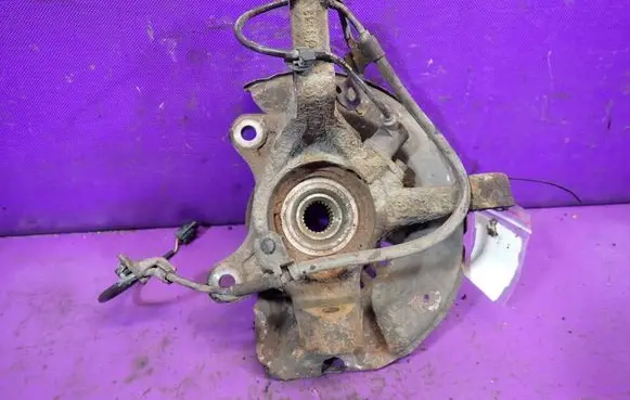 Toyota Yaris Verso Front wheel hub spindle knuckle
