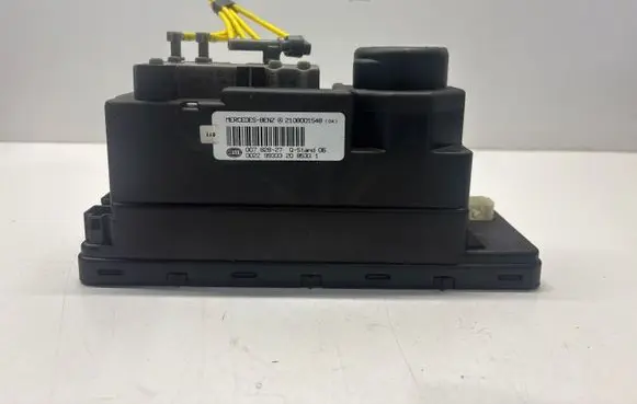 Mercedes-Benz E W210 Central locking vacuum pump 2108001548
