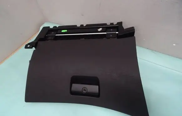 BMW 3 E46 Glove box 8196111