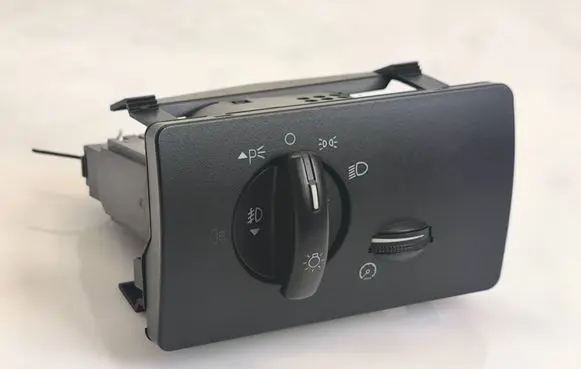 Ford Mondeo Mk III Light switch 1S7T13A024DB 010622B 04052731