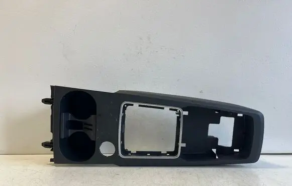 Audi Q2 - Other center console (tunnel) element 81C864261