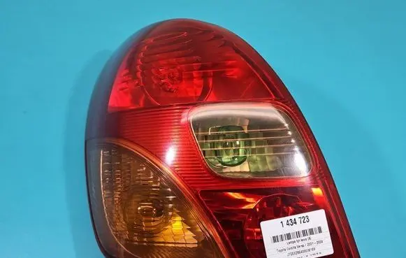 Toyota Corolla Verso E121 Rear/tail lights 13-71 IMPRK1434723