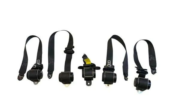Nissan NV200 Set of seat belts 615627900 619378300 619378500