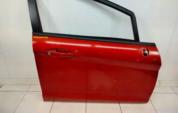 Ford Fiesta Front door 
