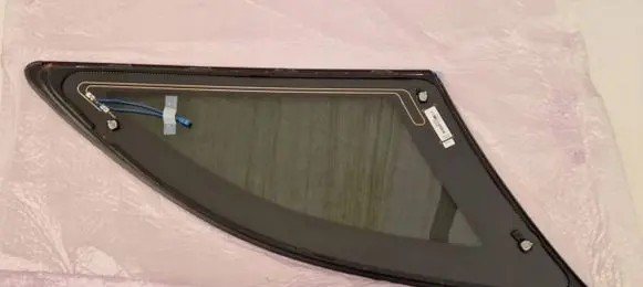 Mercedes-Benz E W213 Front triangle window/glass A2136702201