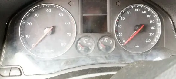 Volkswagen Golf V Speedometer (instrument cluster)