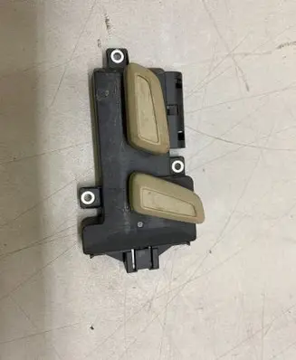 Skoda Superb B6 (3T) Seat control switch 03465300 8K0959747 03465310