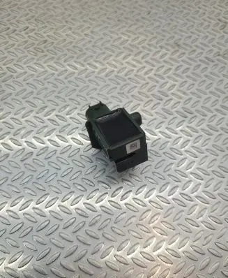 Mercedes-Benz E A207 Airbag deployment crash/impact sensor A1729056000