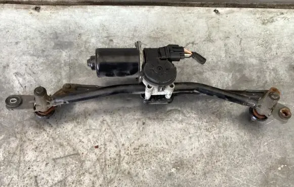 KIA Ceed Front wiper linkage and motor