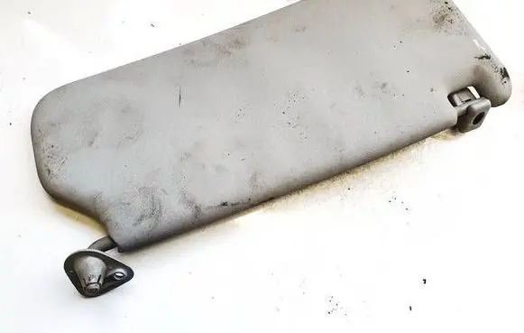 Toyota Avensis T220 Sun visor