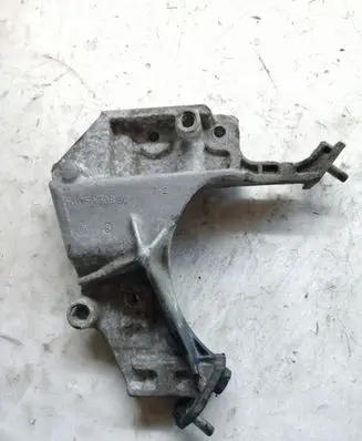 Peugeot 307 Engine mounting bracket 9635969880