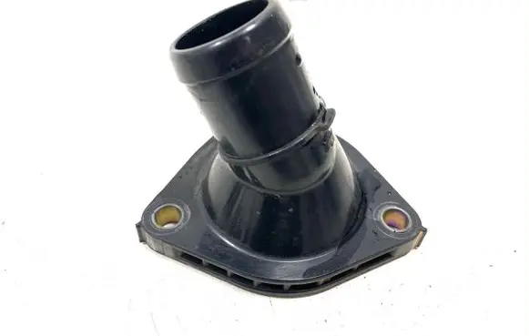 KIA Sorento Thermostat housing 