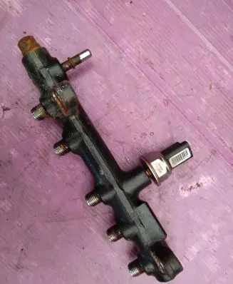 Fuel pressure sensor
