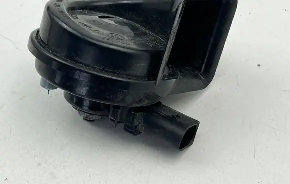 Audi A7 S7 4G Horn signal 4G0951221 4G8951209E 6033FB2349