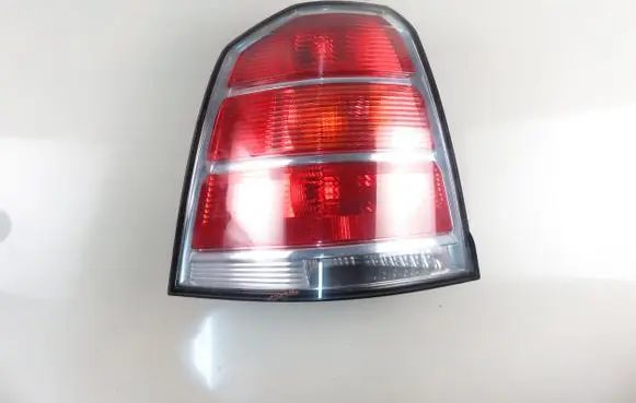 Opel Zafira B Rear/tail lights 24451841