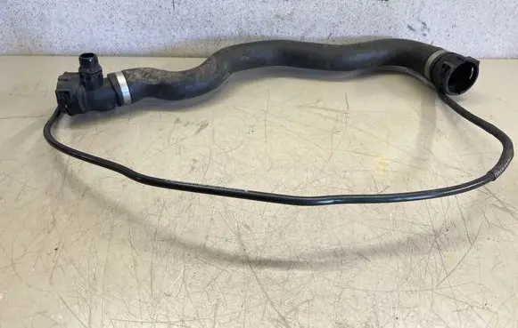 BMW 3 F30 F35 F31 Engine coolant pipe/hose 7811127