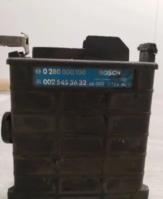 Mercedes-Benz 190 W201 Engine control unit/module 0025453632 0280800100