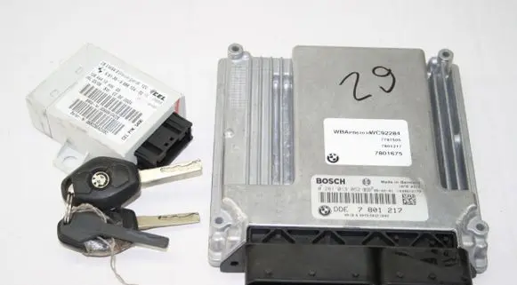 BMW 5 E60 E61 Engine ECU kit and lock set 7801217