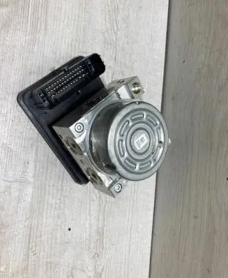 BMW X2 F39 ABS Pump 7916185