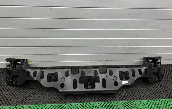 BMW M8 F91 F92 G14 G15 Rear bumper mounting bracket 8077819