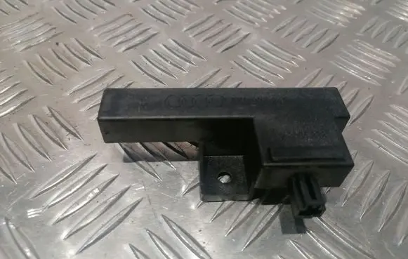 Audi A8 S8 D4 4H Keyless (KESSY) go control unit/module 8K0907247