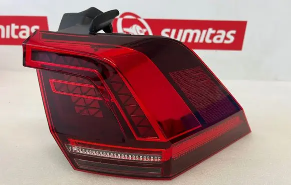 Volkswagen Tiguan Rear/tail lights 5NA945208F 2SD01252102 00817069