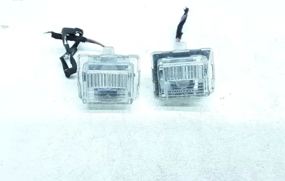 Mercedes-Benz E W212 Number plate light A2118200456