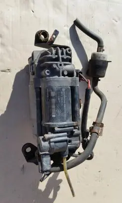 Mercedes-Benz E W212 Air suspension compressor/pump A2123200404