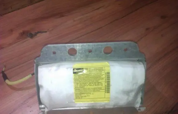 KIA Sorento Passenger airbag