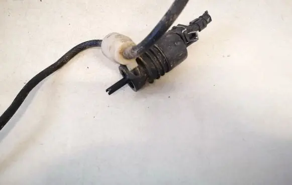 Opel Zafira A Windscreen/windshield washer pump