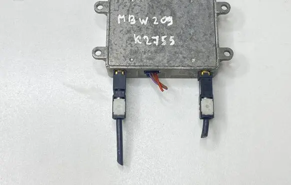 Mercedes-Benz CLK A209 C209 Aerial antenna filter MC3000DC 2118200885