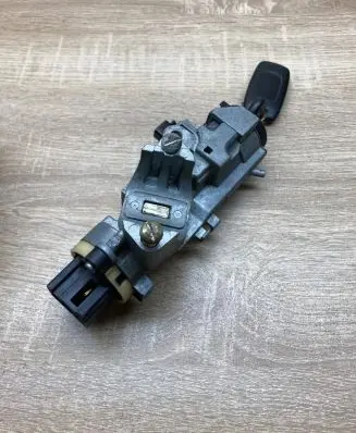 Mazda Premacy Ignition lock SL33
