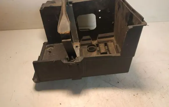 Volvo V50 Battery box tray 3M5110723A