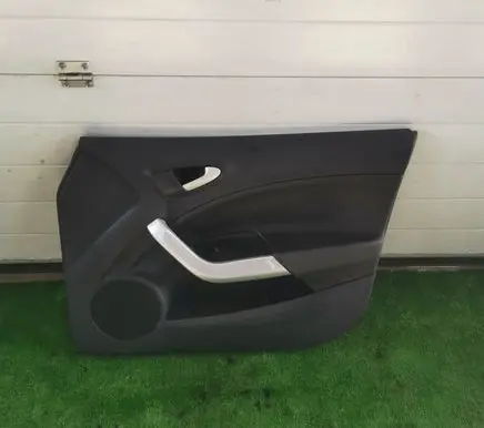 Seat Ibiza IV (6J,6P) Front door card panel trim