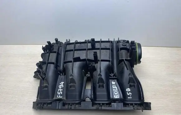 Volkswagen Golf VIII Intake manifold 05E129709H