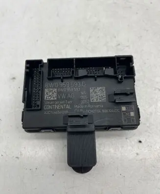 Audi A4 S4 B9 Door control unit/module 8W0959593G 8W0959593 A2C7466561200